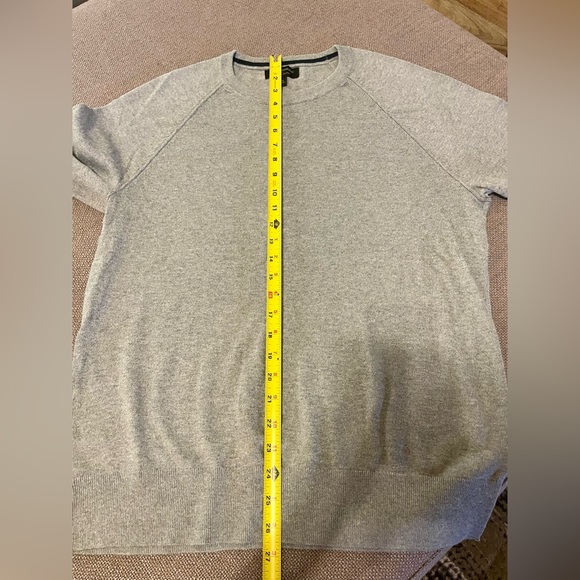 Banana Republic sweaters - Picture 6 of 7